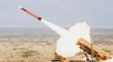 الدفاع الجوي السعودي يصد هجوماً بـ27 مسيرة وصاروخ في تصدي واسع